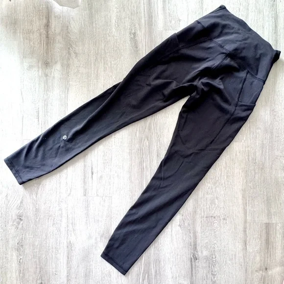 Lululemon Wunder Train Black Leggings with Pockets - Size 6 - 25” - Picture 3 of 4